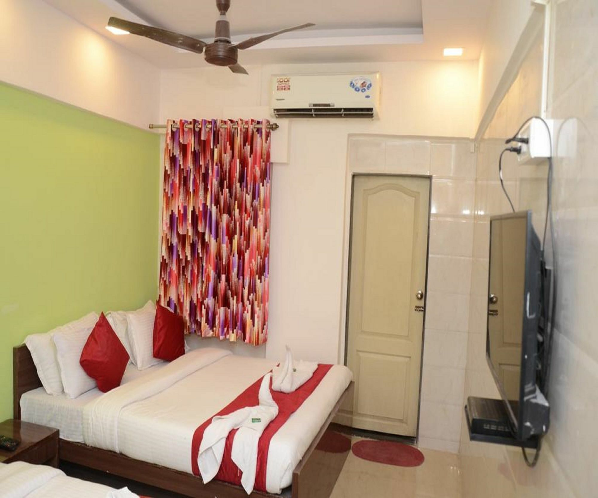 Anil Guest House Мумбаї Екстер'єр фото